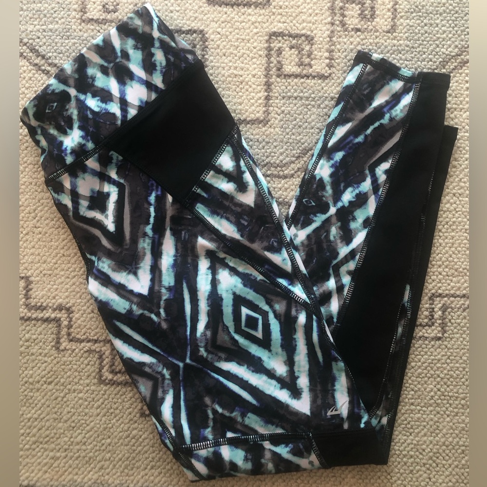 Everlast Black & Teal Geometric Active Leggings